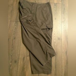 baggy men’s cargo pants
ultra fit
ultra comfort